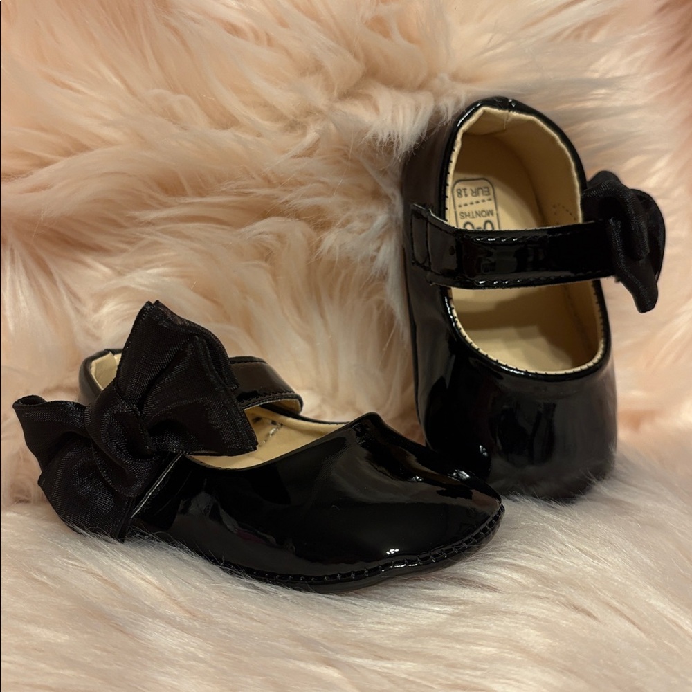 Baby Girls Black Patent Leather Shoes with Bow, Size 2, Christmas